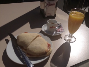 Breakfast at Altamira, Seville